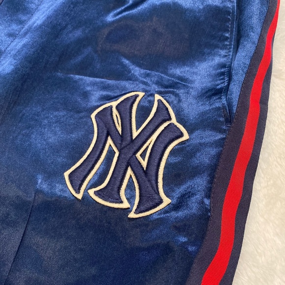 Gucci Men's Blue Ny Yankees Edition Patch Lounge Pants - Picture 7 of 14